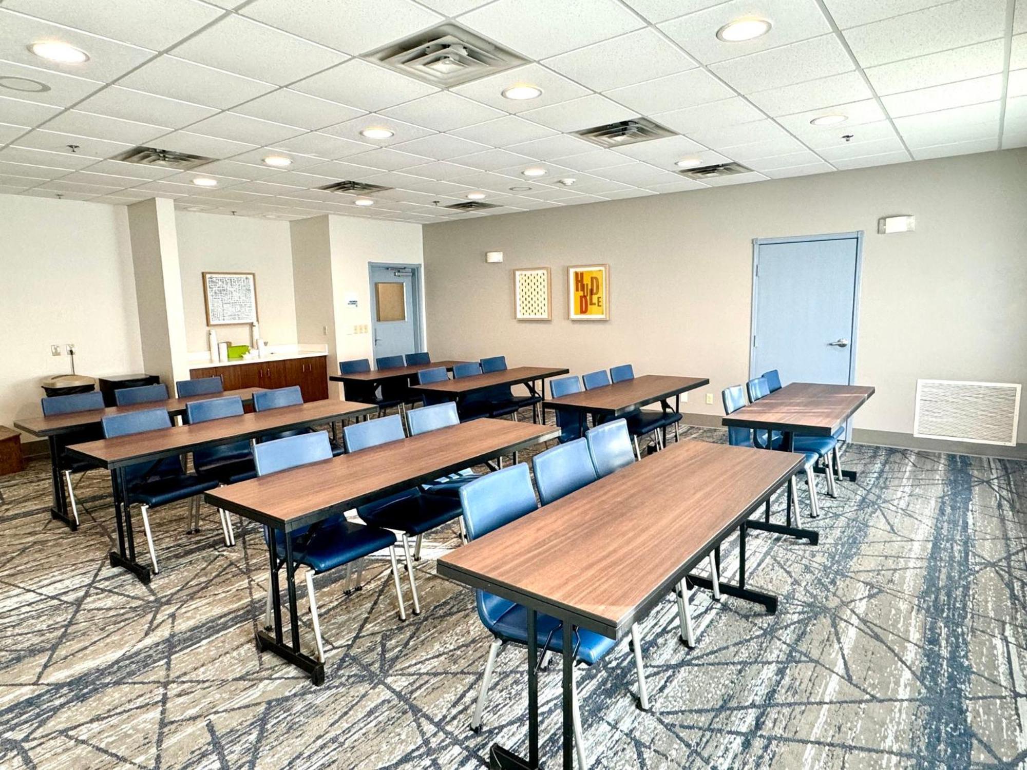 Express & Dewitt - Syracuse By Ihg 2* East Syracuse