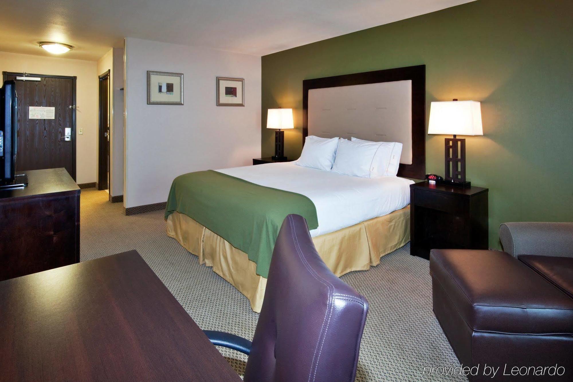 Express & Dewitt - Syracuse By Ihg 2*