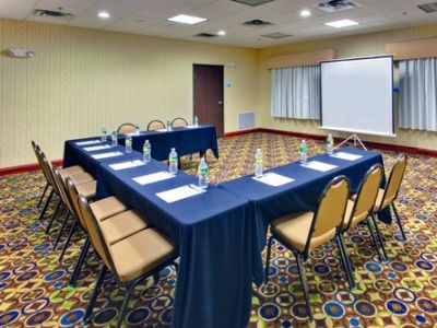 Express & Dewitt - Syracuse By Ihg