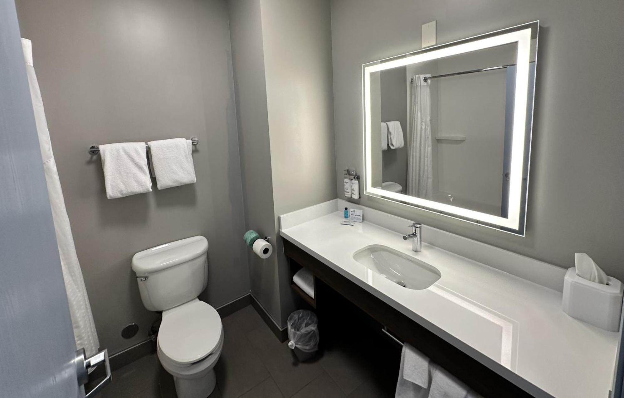 Express & Dewitt - Syracuse By Ihg East Syracuse