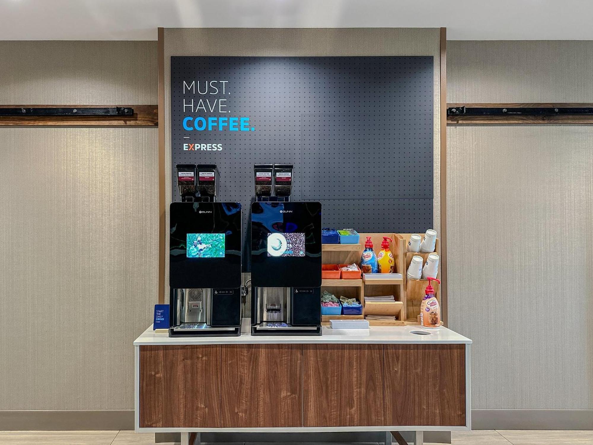 Express & Dewitt - Syracuse By Ihg East Syracuse
